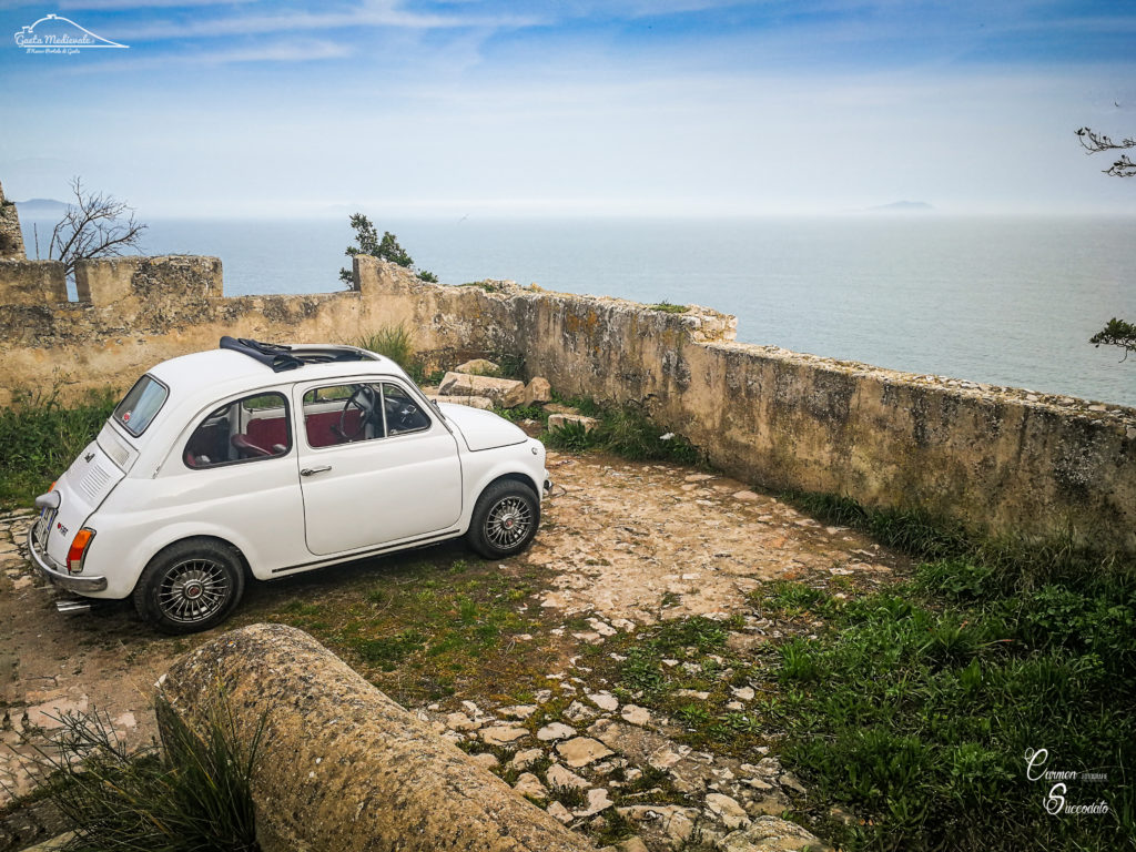 #aDayIn500: La città di Gaeta attraverso gli occhi di una vecchia Fiat 500 – *Il Video in 4K*